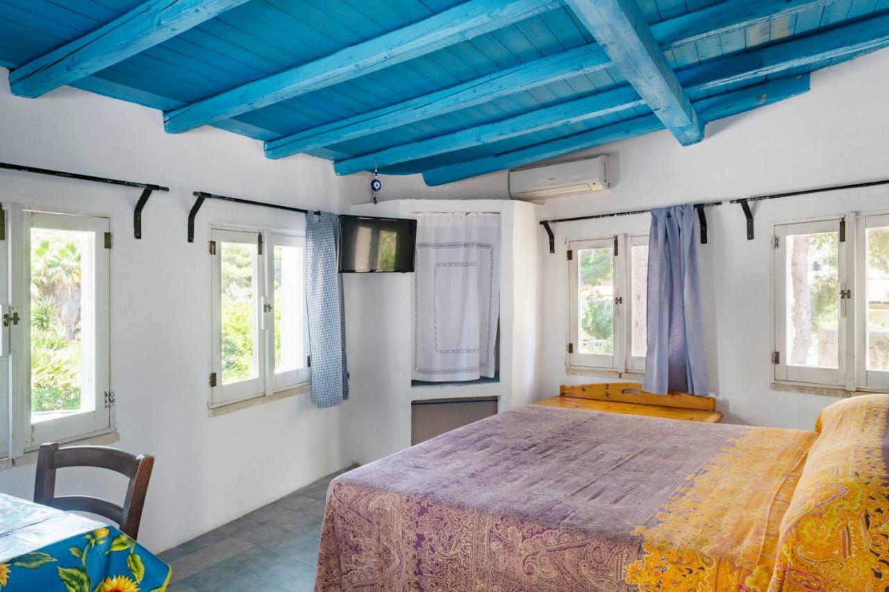 Casa Vacanze Capurre "Trulli E Pajare A Due Passi Dal Pizzo" Gallipoli Exterior foto